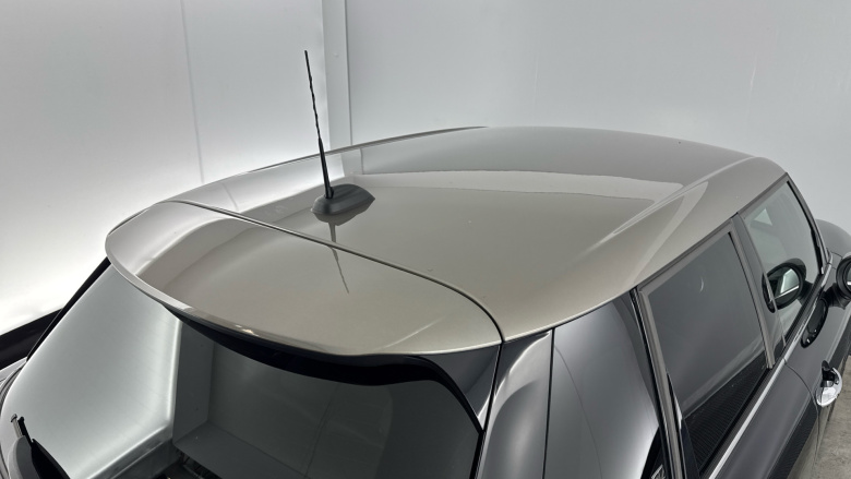 MINI Hatchback 1.5 Cooper Exclusive 5dr Petrol Hatchback